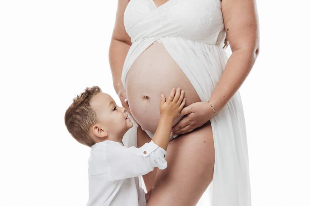 Séance photo grossesse en famille Ile-de-France